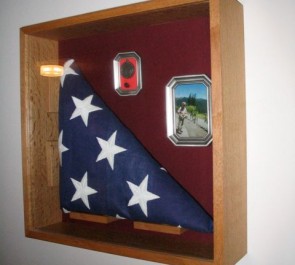 Fine wood memento frame by Robert Jarry of Austin, TX